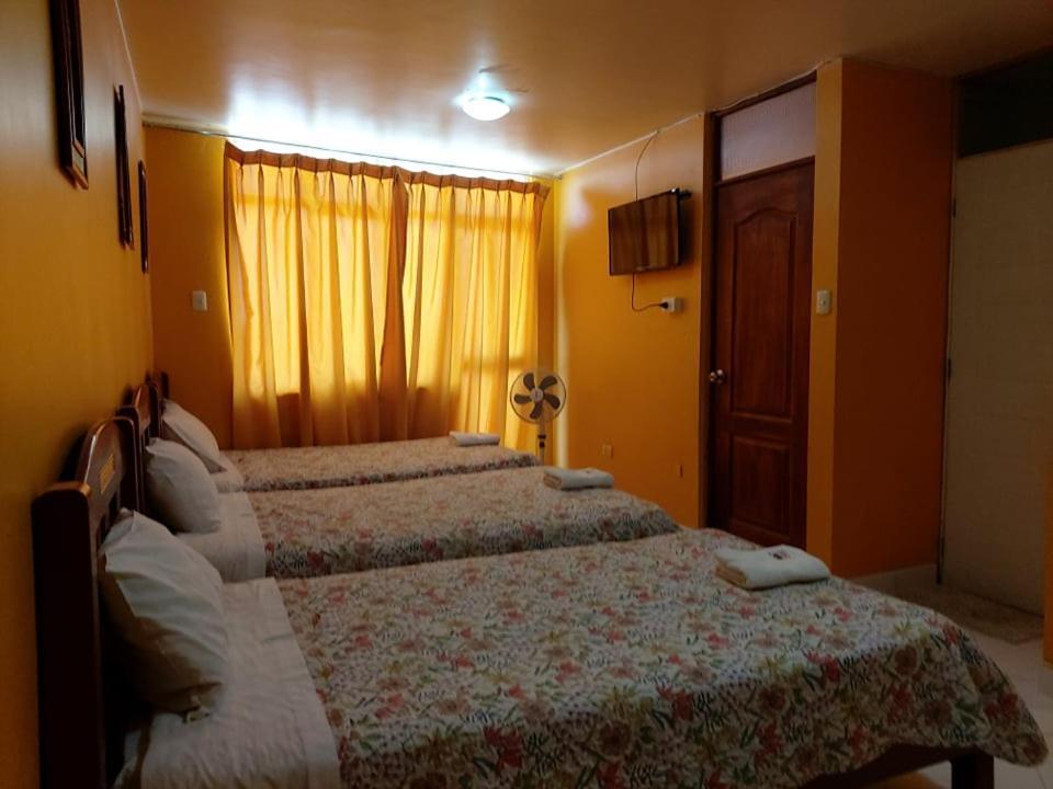 Hotel Y Restaurante Roma อิกา ภายนอก รูปภาพ